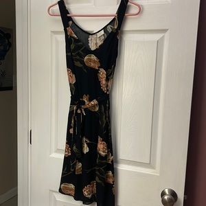 Black floral sleeveless dress